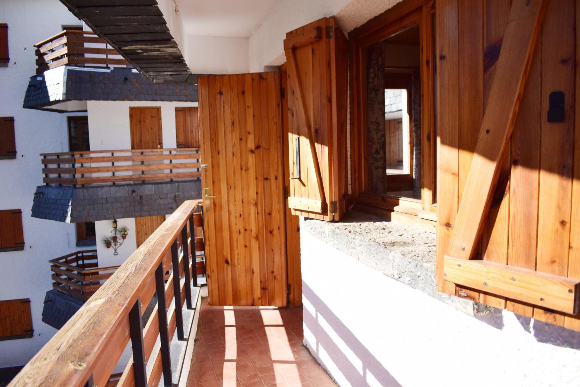 Saliecho Acogedor Apartamento Jardin Y Piscina サジェント・デ・ガジェゴ エクステリア 写真